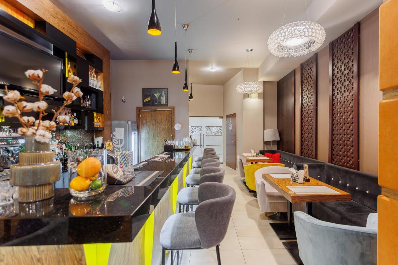 Hotel Tarnovia Tarnów Εξωτερικό φωτογραφία