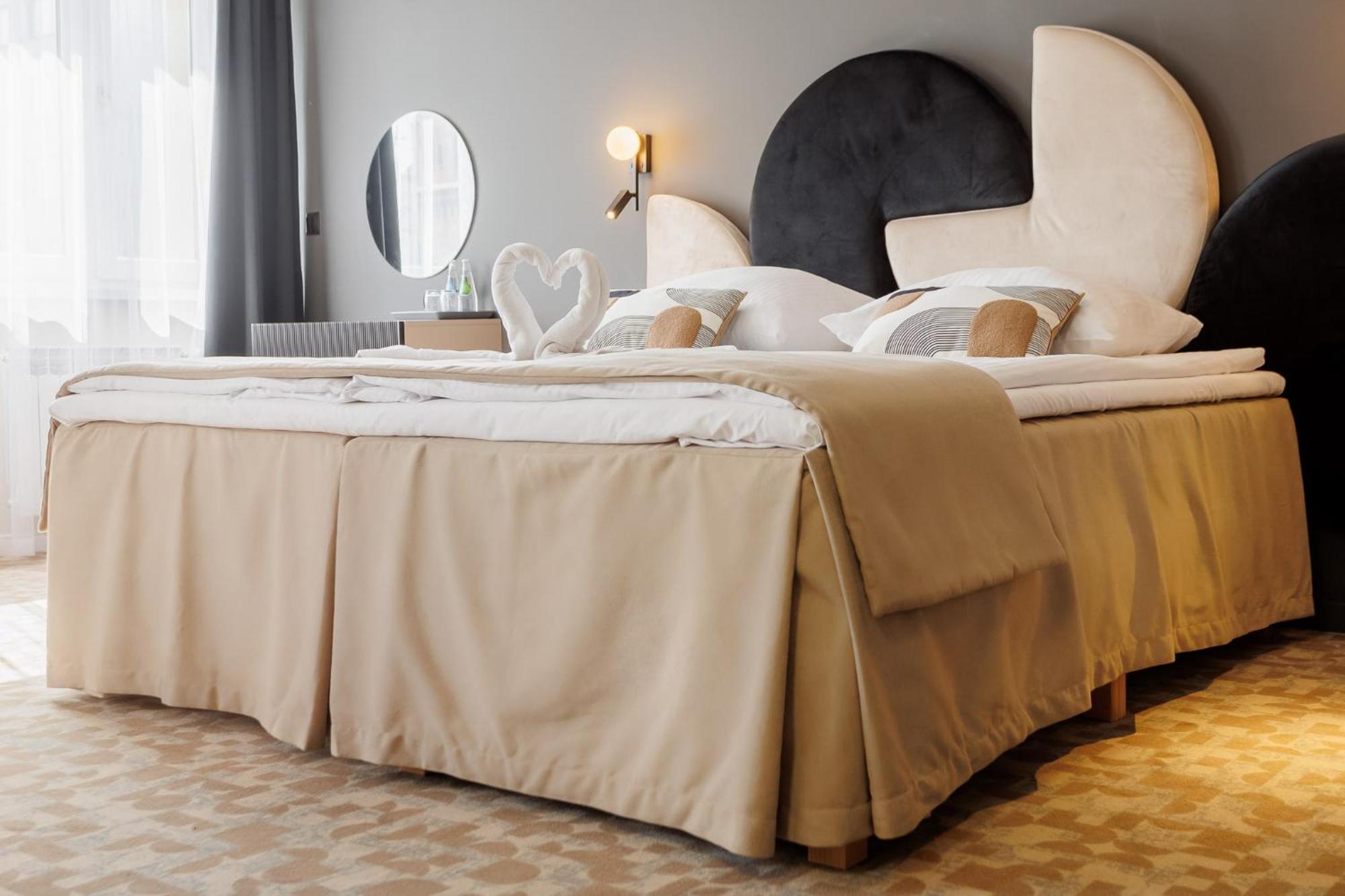 Hotel Tarnovia Tarnów Εξωτερικό φωτογραφία