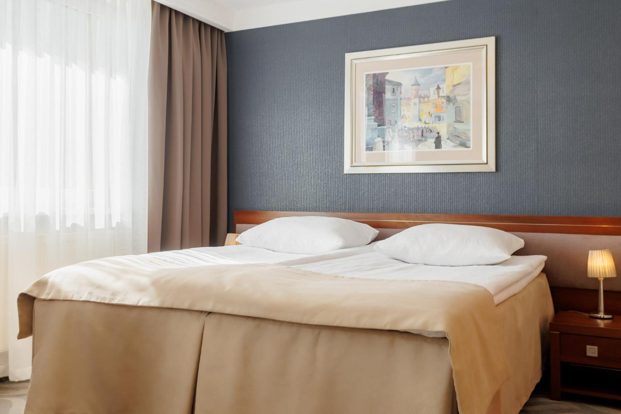Hotel Tarnovia Tarnów Εξωτερικό φωτογραφία
