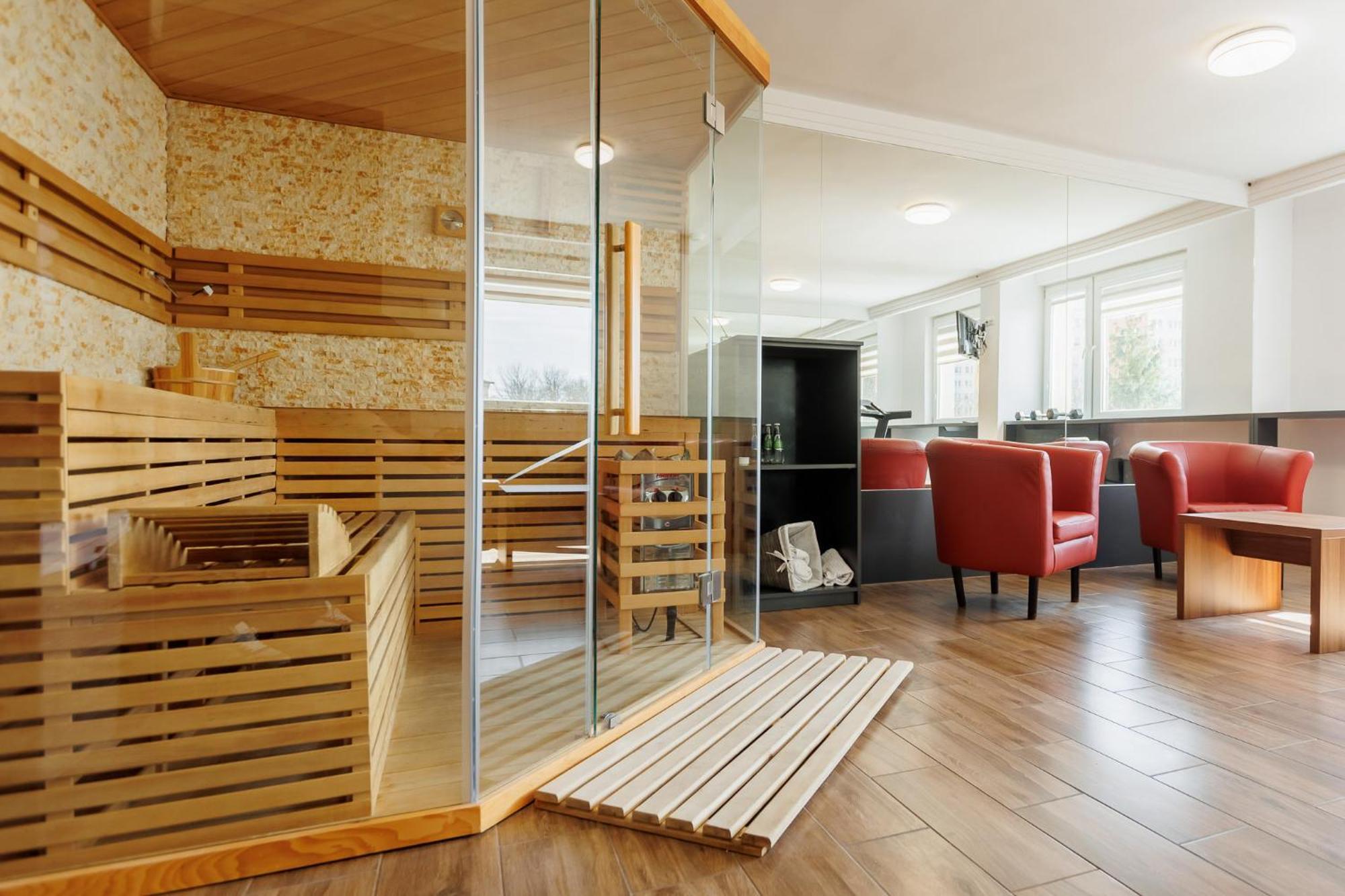 Hotel Tarnovia Tarnów Εξωτερικό φωτογραφία