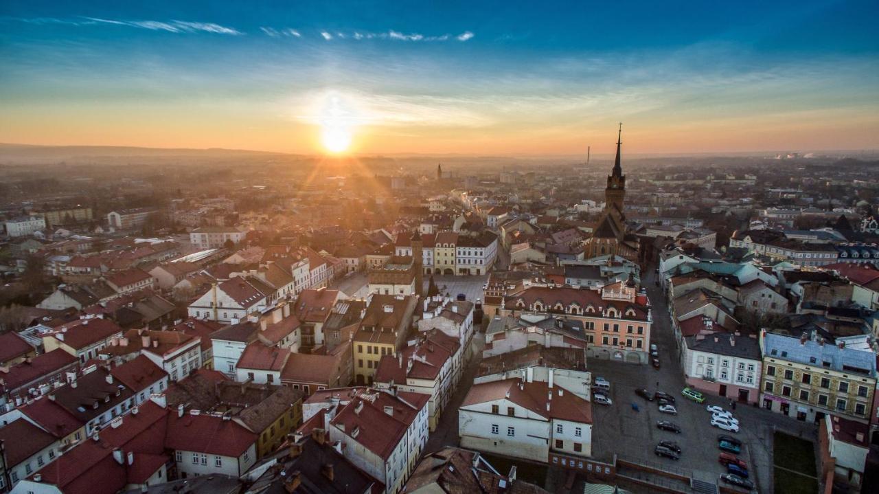 Hotel Tarnovia Tarnów Εξωτερικό φωτογραφία
