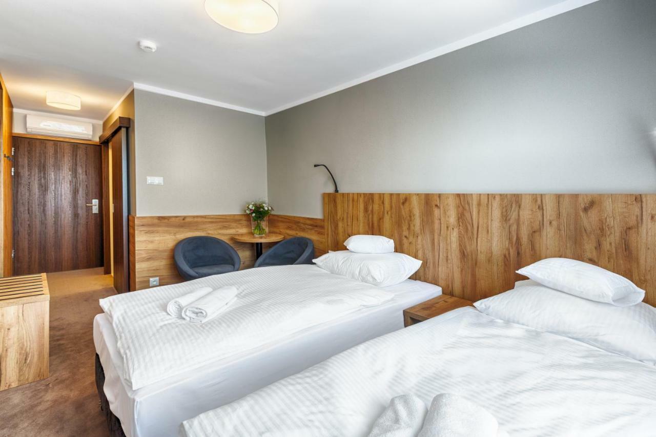 Hotel Tarnovia Tarnów Εξωτερικό φωτογραφία